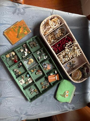 Assorted Vintage Jewelry, Coin Purse, and Compact Notepad