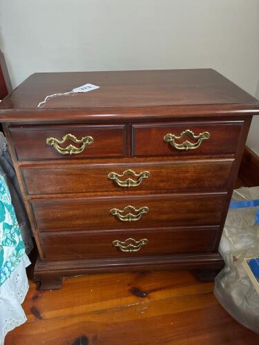 Traditional-Style Wooden Chest of Drawers (Pair)
