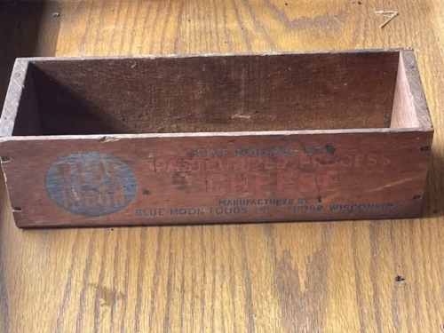 Blue Moon American Cheese Wooden Box