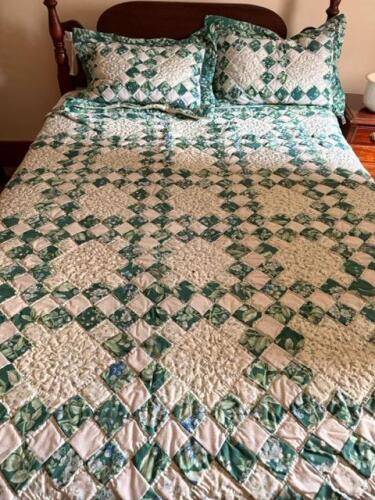 Vintage Laura Ashley Green and White Patchwork Comforter Set, Full Size