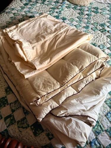 B. Altman & Co. Duvet Cover with White Goose Down Insert