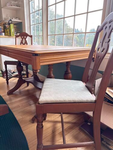 Vintage Pedestal Base Dining Table with Two Chairs and Hidden Leaf