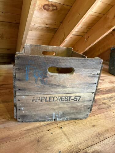 Vintage Wooden Applecrest-57 Produce Crate