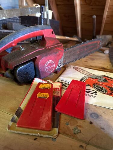 Vintage Homelite XL-2 Automatic Chainsaw