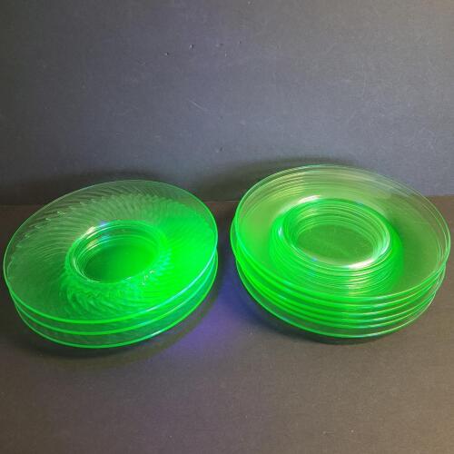 Vintage Uranium Glass Plates Swirl and Plain Pattern