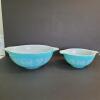 Pyrex Cinderella Mixing Bowls in Amish Butterprint Style - 3