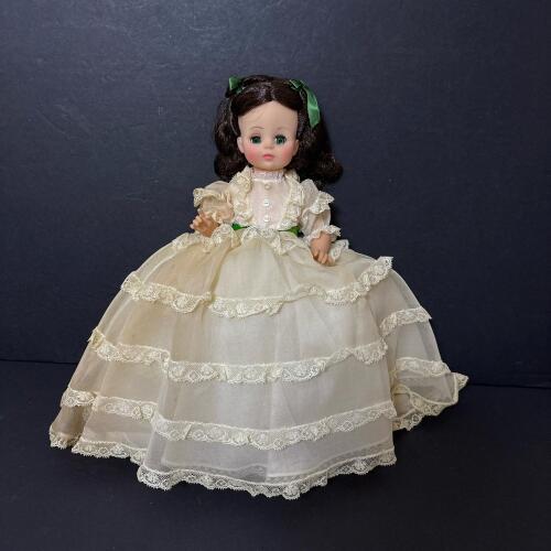 Madame Alexander Gone With The Wind Scarlett O'Hara Doll with Box
