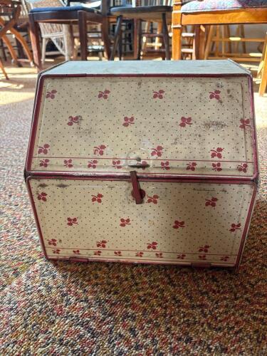 Vintage Floral Patterned Metal Bread Box