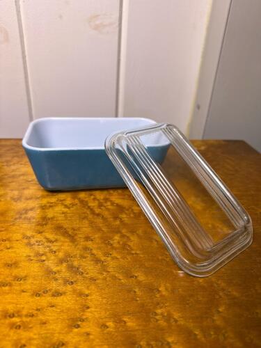 Blue PYREX Dish with Lid