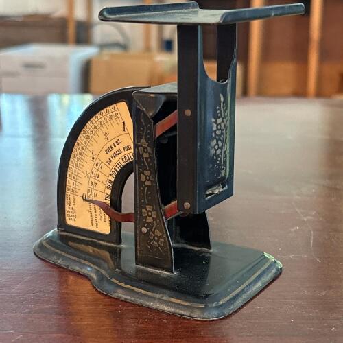 Vintage Gem Postal Scale with Floral Design