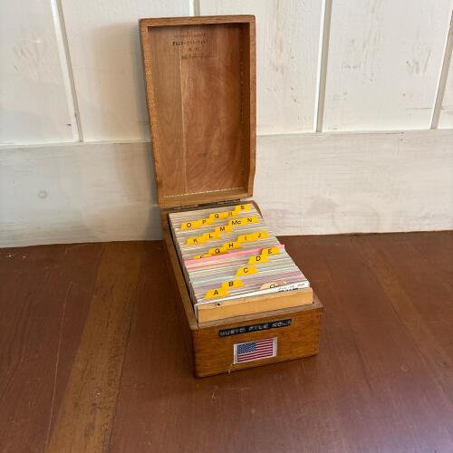 Wayne Novelty Wooden Index Card File Box