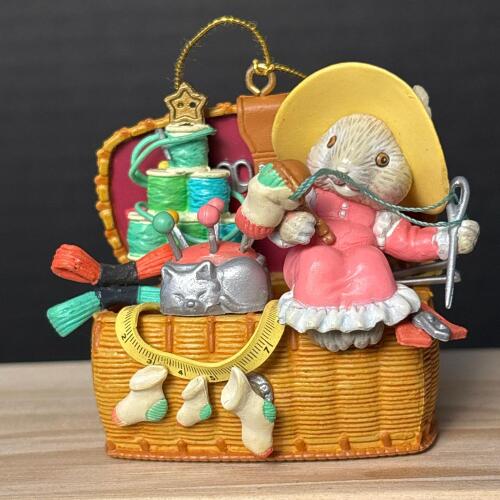 Enesco 1996 Sewing Tailor Mouse Ornament