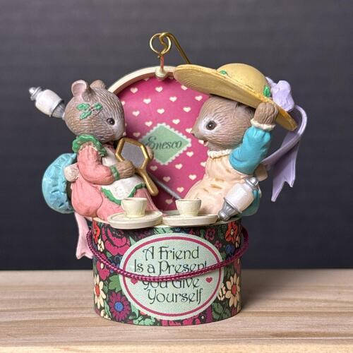 Enesco 1991 Hats Off to Christmas Mouse Ornament