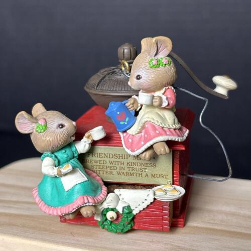 Enesco 1993 Good Grounds for Friendship Mouse Ornament