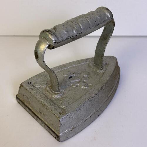 Vintage Silvrer-Toned Sad Iron