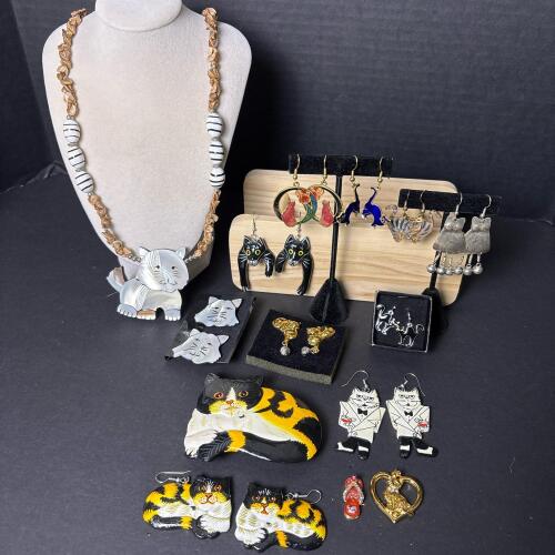Cat-Themed Jewelry & Accessories