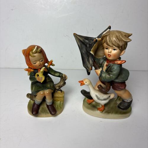 Pair of Napco Ceramic Children Figurines