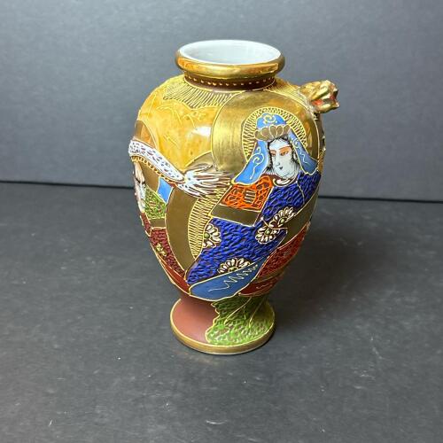 Moriyama Hand-Painted Japanese Vase