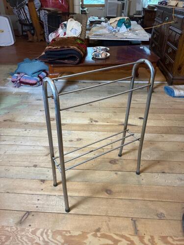Vintage Metal Towel Rack Stand
