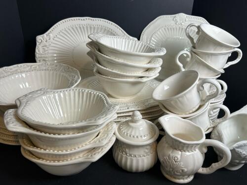 American Atelier Baroque 5286 Ironstone Dinnerware