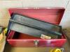 Vermont American 19" All Purpose Hip Roof Tool Box - 4
