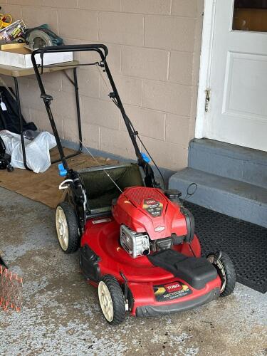Toro Recycler 22" SmartStow Lawn Mower with Bag