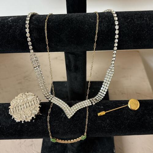 Vintage Costume Jewelry: Necklaces, Brooch, Hat Pin