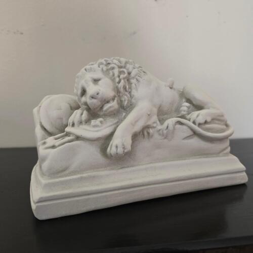 Lion Sculpture in Classical Style