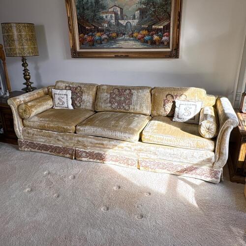 Highland House of Hickory Sofa with Throw Pillows
