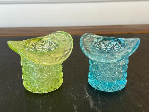 Pressed Glass Top Hat Vases, Daisy and Button Pattern
