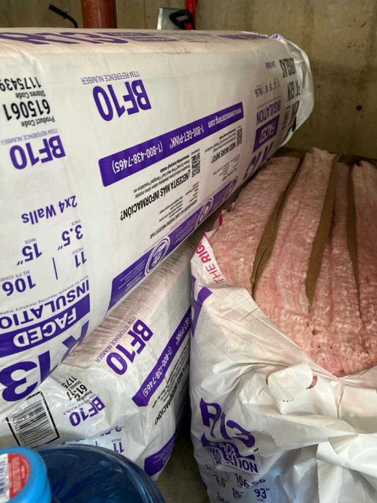 Owens Corning Faced Fiberglass Insulation Batts, 2x4 Wall, R-13 ...